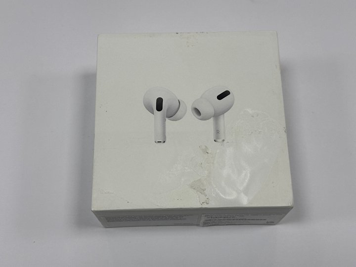 John Pye Auctions APPLE AIRPODS PRO WITH MAGSAFE CHARGING CASE