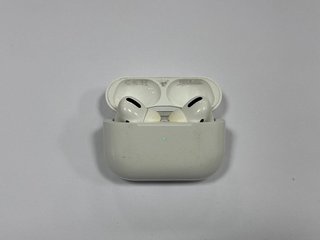 APPLE AIRPODS PRO WIRELESS EARBUDS IN WHITE: MODEL NO A2190 A2084 A2083 (WITH MAGSAFE CHARGING CASE) [JPTM117314]