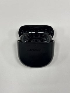 BOSE QUIET COMFORT II WIRELESS EARBUDS IN BLACK: MODEL NO 435911 (WITH CHARGING CASE) [JPTM117252]