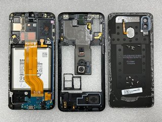 SAMSUNG GALAXY A40 SMARTPHONE IN BLACK: MODEL NO SM-A405FN/DS (UNIT ONLY, MAIN PCB REMOVED. FINAL IMAGE TO SHOW SCREEN TURNED ON PRIOR TO BEING REMOVED FROM PHONE ONLY (SPARES & REPAIRS)) [JPTM117419