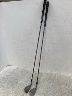 2 X GOLF PRIDE TOUR 105 N.S. PRO MODUS 3 GOLF CLUBS: LOCATION - C14