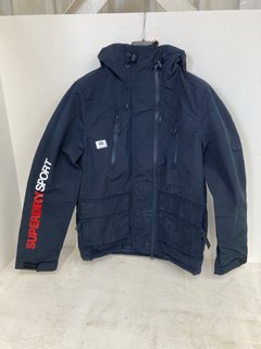 SUPERDRY HOODED ULTIMATE WINDBREAKER JACKET IN ECLIPSE NAVY SIZE: M RRP - £99.99: LOCATION - WHITE BOOTH