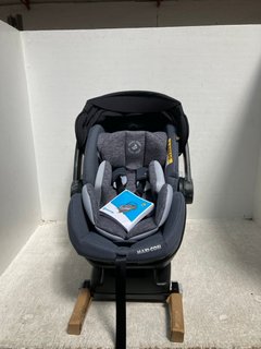 MAXI COSI MARBLE BABY CAR SEAT IN BLACK/GREY RRP - £239: LOCATION - C4