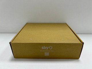 SKY STREAM PUCK TV BOX: MODEL NO IP061-EF-ANT-UKIE-GHM (WITH BOX & ALL ACCESSORIES) [JPTM117542]. (SEALED UNIT). THIS PRODUCT IS FULLY FUNCTIONAL AND IS PART OF OUR PREMIUM TECH AND ELECTRONICS RANGE