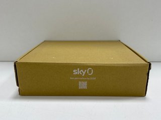 SKY STREAM PUCK TV BOX: MODEL NO IP061-EF-ANT-UKIE-GHM (WITH BOX & ALL ACCESSORIES) [JPTM117545]. (SEALED UNIT). THIS PRODUCT IS FULLY FUNCTIONAL AND IS PART OF OUR PREMIUM TECH AND ELECTRONICS RANGE