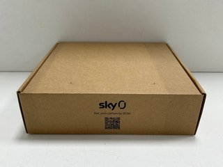 SKY STREAM PUCK TV BOX: MODEL NO IP061-EF-ANT-UKIE-GHM (WITH BOX & ALL ACCESSORIES) [JPTM117537]. (SEALED UNIT). THIS PRODUCT IS FULLY FUNCTIONAL AND IS PART OF OUR PREMIUM TECH AND ELECTRONICS RANGE