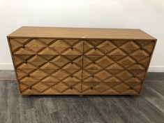 RIPLEY MID-TONE FINISH DIAMOND MACHINED-CARVED 8 DRAWER DRESSER WITH BLACKENED BRASS HANDLES & SOLID OAK STUMPY LEGS RRP- £2995 (COLLECTION OR OPTIONAL DELIVERY)