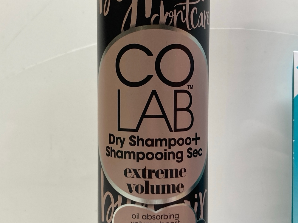 John Pye Auctions BOX OF ASSORTED BEAUTY PRODUCTS TO INCLUDE CO LAB DRY SHAMPOO (DELIVERY ONLY)