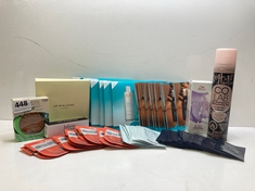 BOX OF ASSORTED BEAUTY PRODUCTS TO INCLUDE CO LAB DRY SHAMPOO (DELIVERY ONLY)