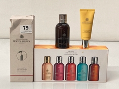 4 X ASSORTED MOLTON BROWN PRODUCTS TO INCLUDE TRAVEL BODY CARE COLLECTION (DELIVERY ONLY)