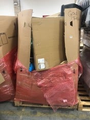 PALLET OF ASSORTED ITEMS TO INCLUDE DELTA MORGAN ELONGATED TOILET SEAT (COLLECTION OR OPTIONAL DELIVERY)