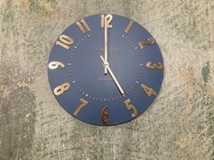 3 X ASSORTED CLOCKS TO INCLUDE 12'' MULBERRY WALL CLOCK IN MIDNIGHT BLUE (COLLECTION OR OPTIONAL DELIVERY)