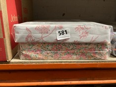 2 X LAURA ASHLEY ASSORTED DUVET COVER SETS TO INCLUDE ARIA PRINTED FLORAL DUVET COVER SET - BLUSH - DOUBLE (DELIVERY ONLY)