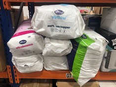 5 X ASSORTED ITEMS TO INCLUDE SILENTNIGHT ULTRABOUNCE KING DUVET 10.5 TOG (DELIVERY ONLY)