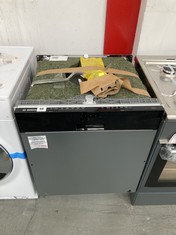 BOSCH INTEGRATED FULL SIZE DISHWASHER - MODEL NO. SMV2ITX18G - RRP £449 (COLLECTION OR OPTIONAL DELIVERY)