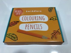 12 X TWIDDLERS 60 SETS OF 6 COLOURING PENCILS (DELIVERY ONLY)