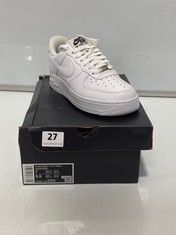 NIKE AIR FORCE 1 07 FLYEASE TRAINERS WHITE SIZE 4.5 RRP- £109.99 (DELIVERY ONLY)