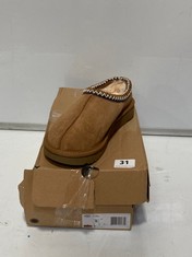 UGG W TASMAN SLIPPERS CHESTNUT SIZE 4 RRP- £100 (DELIVERY ONLY)
