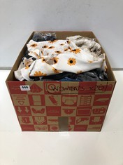 BOX OF ASSORTED ADULT CLOTHING TO INCLUDE SHEIN CURVE STRAPPY DRESS WHITE WITH SUNFLOWERS SIZE 2XL (DELIVERY ONLY)