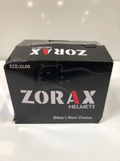 2 X ASSORTED HELMETS TO INCLUDE ZORAX SAFARI GLOSS WHITE SIZE M (DELIVERY ONLY)