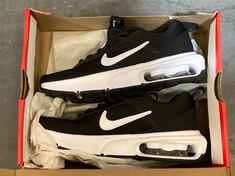 2 X ASSORTED NIKE KIDS TRAINERS TO INCLUDE AIR MAX INTRLK LITE BLACK/WHITE SIZE 2 (DELIVERY ONLY)