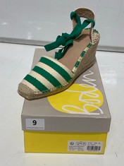 BODEN WOMENS WEDGE ESPADRILLES NATURAL/GREEN SIZE 38 (DELIVERY ONLY)
