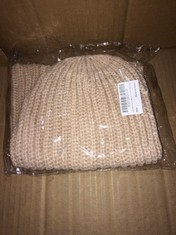 QUANTITY OF ASSORTED ITEMS TO INCLUDE HIDOLL BEANIE HATS FOR MEN AND WOMEN KNITTED BEANIE CAP UNISEX WINTER WARM SOFT SKI HAT OUTDOOR SPORTS , BEIGE  RRP £641: LOCATION - A RACK