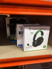 QUANTITY OF ITEMS TO INCLUDE TURTLE BEACH RECON 70P GAMING HEADSET FOR PS5, PS4, XBOX SERIES X|S, XBOX ONE, NINTENDO SWITCH & PC: LOCATION - C