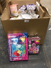 QUANTITY OF ITEMS TO INCLUDE RAVENSBURGER DISNEY PRINCESS ADVENTURE 3 X 49 PIECE JIGSAW PUZZLES FOR KIDS AGE 5 YEARS UP: LOCATION - D