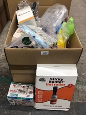 QUANTITY OF ITEMS TO INCLUDE STICKY HUNTER LINT ROLLER : LOCATION - D