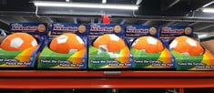 QUANTITY OF ITEMS TO INCLUDE 10 X STAY ACTIVE KICKERBALL BY SWERVE BALL FOOTBALL TOY SIZE 4 AERODYNAMIC PANELS FOR SWERVE TRICKS, INDOOR & OUTDOOR, AS SEEN ON TV, UNISEX, ORANGE WHITE: LOCATION - D