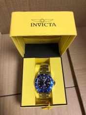 INVICTA MENS NAVY BLUE FACED SILVER STRAP WRIST WATCH: LOCATION - C RACK