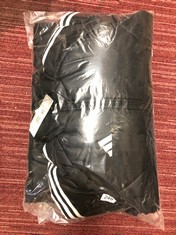 X2 ADIDAS  CON22 WINTER JACKET BLACK TO INCLUDE SIZE UK LARGE: LOCATION - E RACK