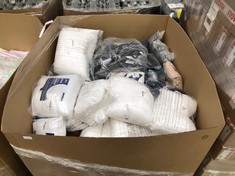 1 X PALLET OF ASSORTED ITEMS TO INCLUDE UTOPIA QUILTED/ACOLCHADO MATTRESS PAD: LOCATION - BACK FLOOR(COLLECTION OR OPTIONAL DELIVERY AVAILABLE)