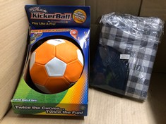 QUANTITY OF ITEMS TO INCLUDE STAY ACTIVE KICKERBALL BY SWERVE BALL FOOTBALL TOY SIZE 4 AERODYNAMIC PANELS FOR SWERVE TRICKS, INDOOR & OUTDOOR, AS SEEN ON TV, UNISEX, ORANGE WHITE: LOCATION - B