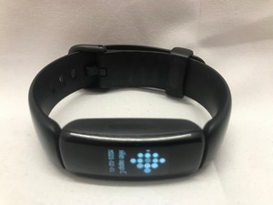 QTY OF ASSORTED SMARTWATCHES & FITNESS TRACKERS TO INCLUDE FITBIT INSPIRE 2 FITNESS SMART WATCHES.  [JPTE59934]: LOCATION - RED RACK