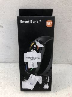 M7 SMART BAND 7 UP TO 30 WORKOUT MODES, WATER RESISTANT TO 50 METRES, SLEEP/BLOOD OXYGEN/STRESS AND BREATH MONITORING, 0.96" FULL AMOLED DISPLAY. SILICONE STRAP. BOXED.