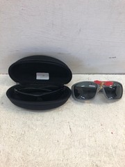 2X SUNGLASSES TO INCLUDE PRADA IN GREY