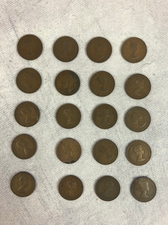Twenty Half Penny Coins, years ranging between 1952 - 1959 (VAT Only Payable on Buyers Premium)