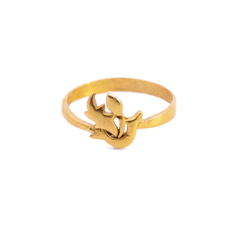 22K Yellow Floral Ring, Size K½, 1.8g (VAT Only Payable on Buyers Premium)