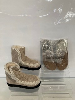 A QTY OF ESKIMO BOOTS AND SLIPPERS TO INCLUDE STCH MULE CHEETAH SIZE 3