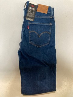 2 X LEVIS 724 STRAIGHT HIGH RISE BLUE JEANS SIZE 28X32 INCH RRP £110 EACH