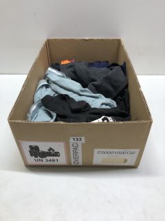 BOX OF ASSORTED CLOTHING INC JACK WILLS TOP (WHITE) SIZE: XL