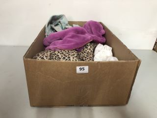 BOX OF ASSORTED KIDS CLOTHING