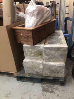 PALLET OF ASSORTED ITEMS INC WOODEN ITEMS