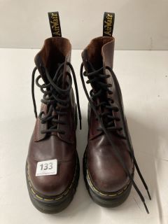 PAIR OF DOC MARTENS AIRWAIR CLASSIC BOOTS IN DARK RED - SIZE UK 5