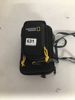 2 X ASSORTED CAMERA BAGS TO INCLUDE NATIONAL GEOGRAPHIC