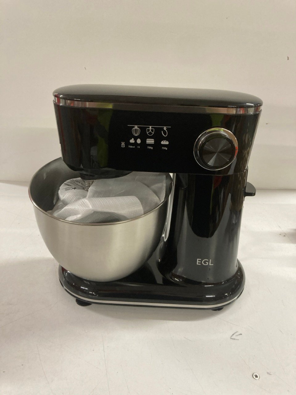John Pye Auctions STUDIO EGL 5 LITRE STAND MIXER