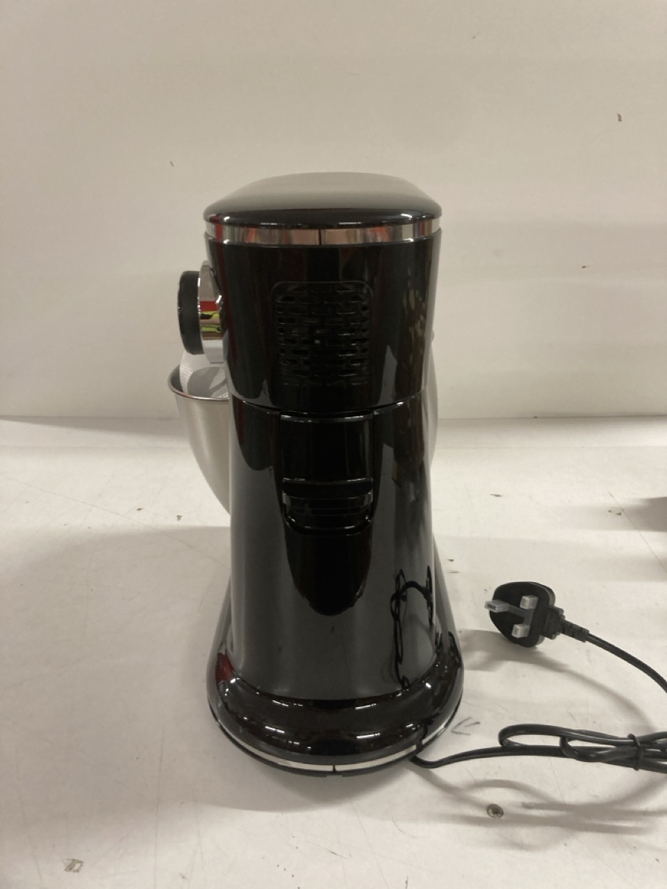 John Pye Auctions STUDIO EGL 5 LITRE STAND MIXER