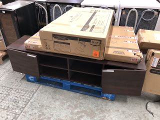 PALLET OF ASSORTED ITEMS INC AFFINITY COLUMN TV STAND